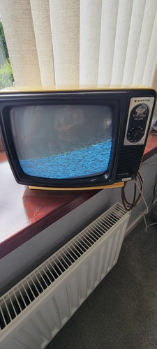 Vintage sanyo black white - vintage,