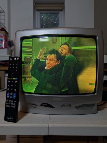Vintage colour tv - vintage, 14"