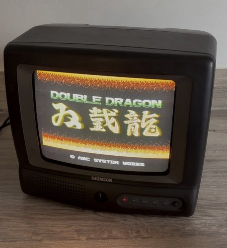 Vintage thomson crt tv - 10",